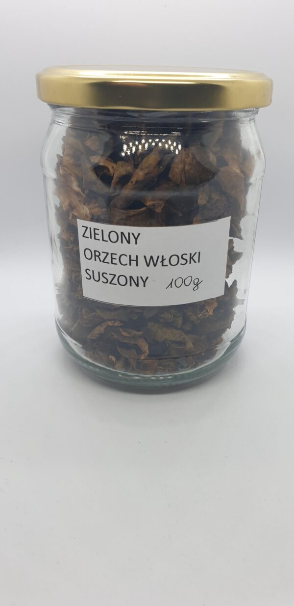 Zielone suszone orzechy włoskie